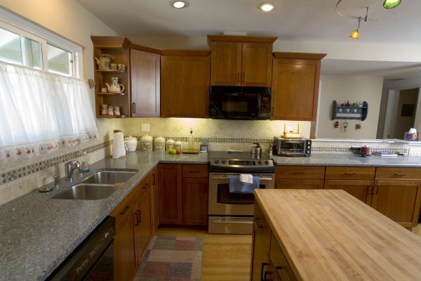 Cherry Cabinet Remodeling in Peachtree City
